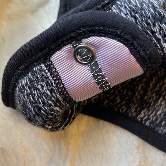 Ivivva by lululemon reversible scarf/neck warmer youth one size grey black pink - Picture 10 of 11